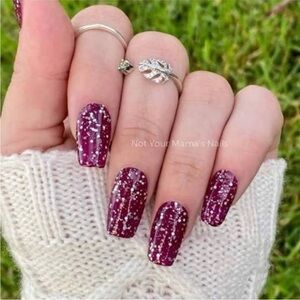 *Retired* Color Street: Wine Down | Deep Purple Red Silver Glitter Fall Dark